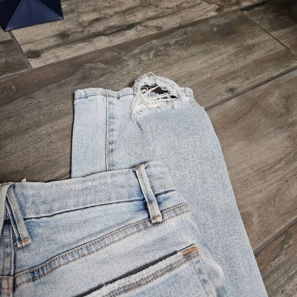 Good American Good Curve Straight Jeans